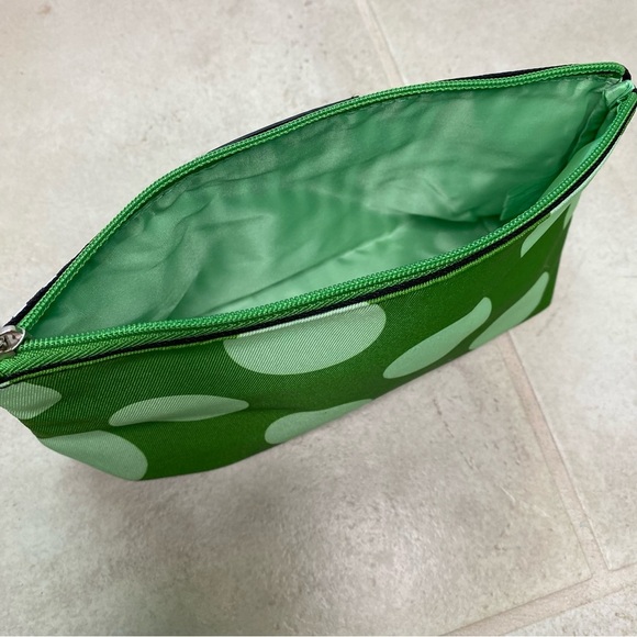 Clinique x Kate Spade Black White Stripe + Green Dots Makeup Bag - Picture 6 of 9